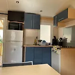 캠프장 Mobilehome 8 Personnes Avec Clim Situe Au Camping L'elysee Grau Du Roi Vagues Oceanes By Capfun